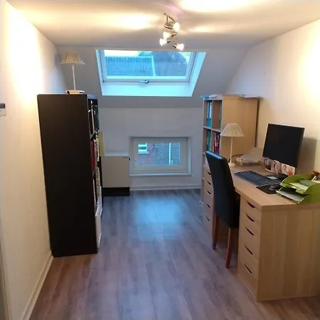 Grande Maison Familiale à *